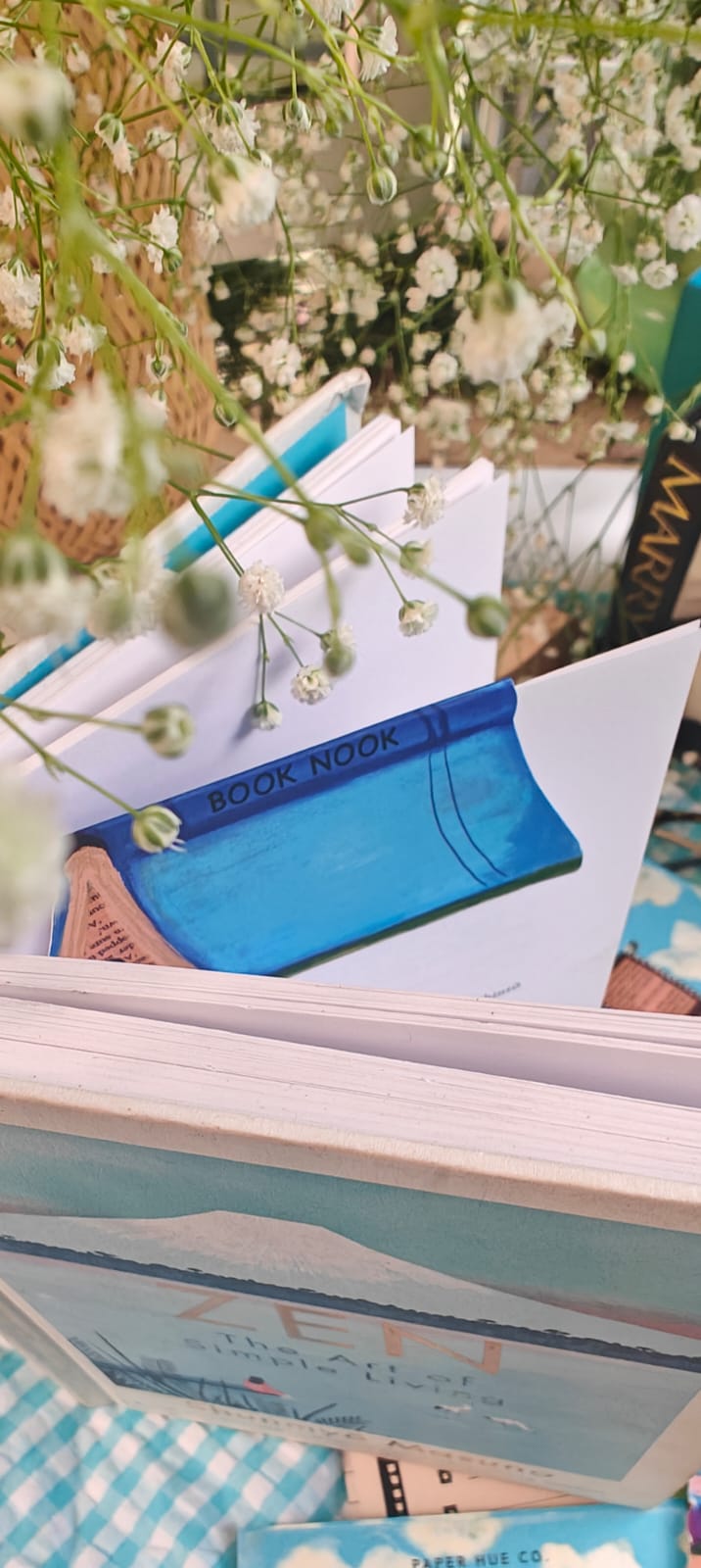 Magnetic Bookmark | Book Nook