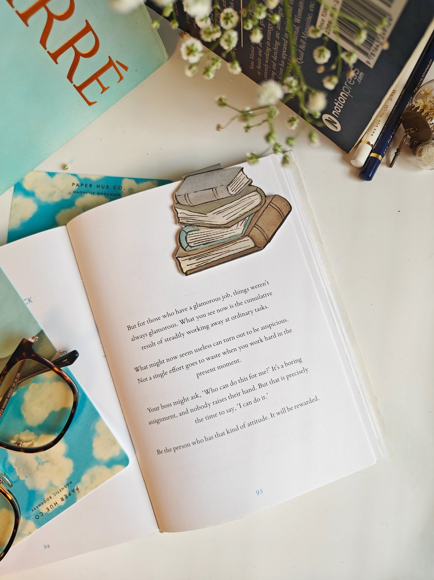Magnetic Bookmark | RW Story Stack